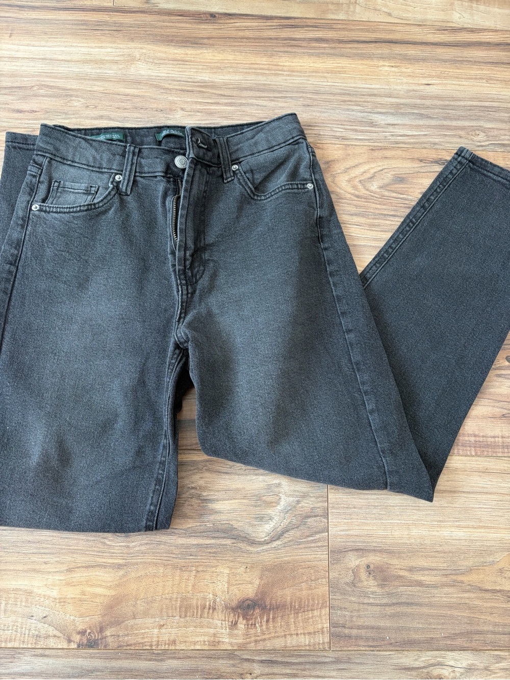 wild fable Men's Slim Straight Jeans in Black
